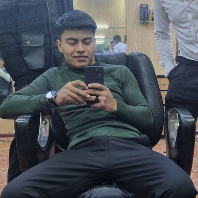  ,   Macho, 24 ,   ,   