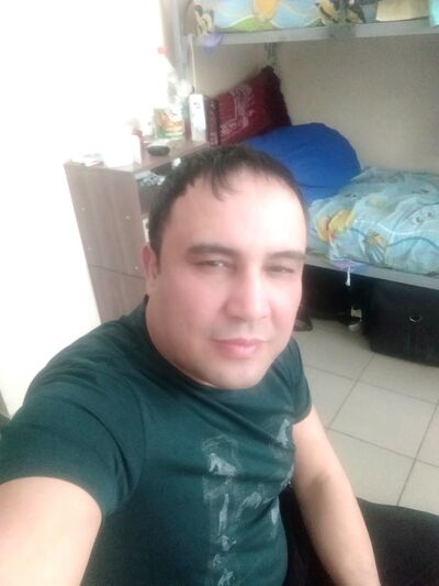  ,   Ali, 40 ,   ,   