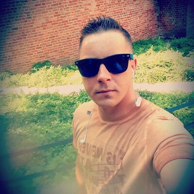  ,   Roman, 33 ,   ,   , c , 