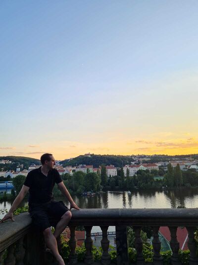  Praha,   Serghei, 33 ,   ,   