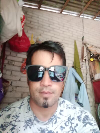  Keluang,   Rooniey, 38 ,   ,   
