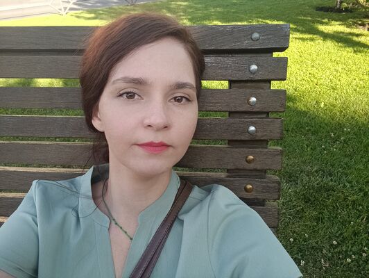  ,   Mihaela, 33 ,   c 