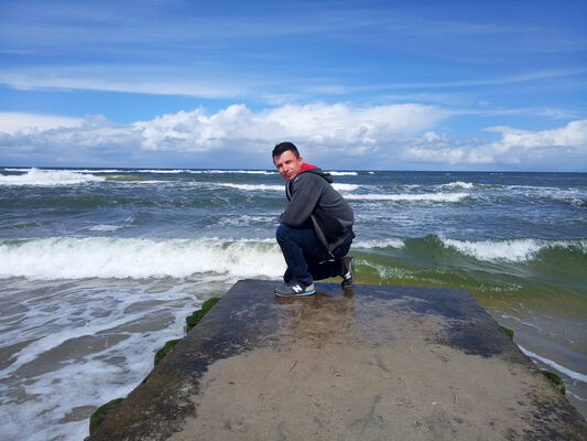  ,   Alex, 35 ,   ,   , c 