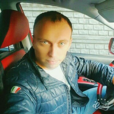  ,   Taras, 40 ,   