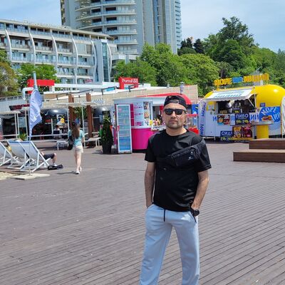  ,   Ismayil, 39 ,   ,   