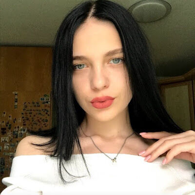  ,   Julia, 26 ,   ,   