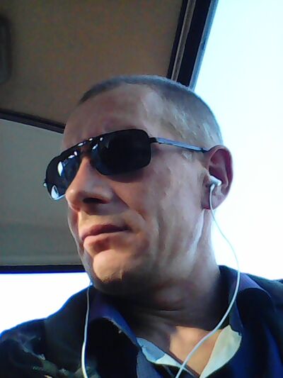  ,   Dennis, 43 ,     , c 