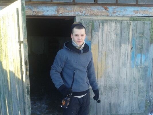  ,   Nikolas, 32 ,   ,   , c 