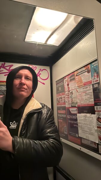  ,   Denis, 38 ,   ,   