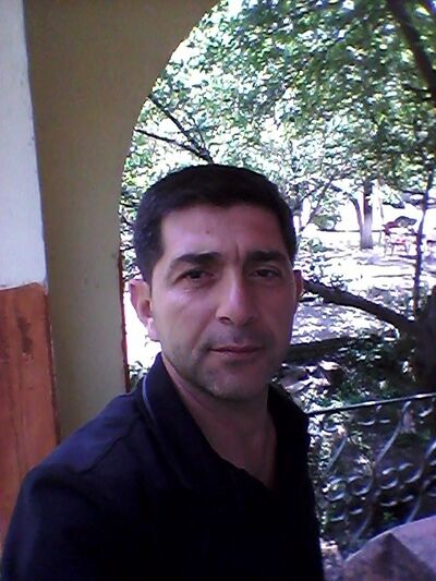  ,   Farid, 47 ,   ,   , c 