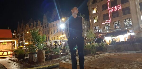  ,   Kanstantin, 32 ,   ,   , c 