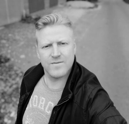  ,   Greg, 26 ,   ,   