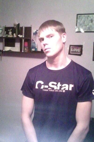  8905925  , 32 ,    -