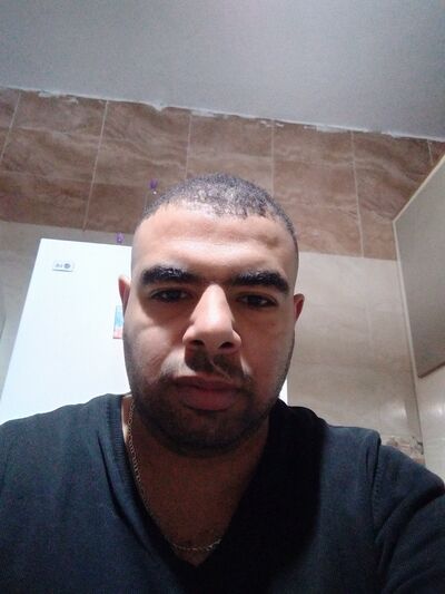  ,   Hamza, 34 ,   ,   