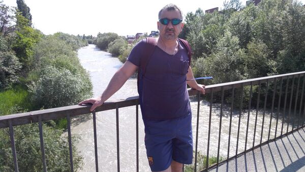  ,   Pol, 54 ,   