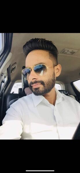  ,   Narinder, 38 ,   c 