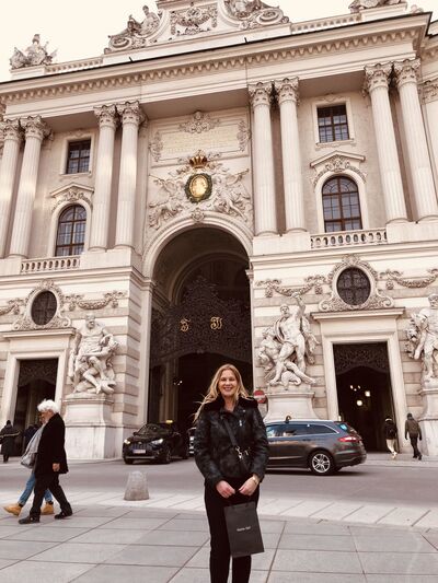  ,   Marina, 36 ,     , c 