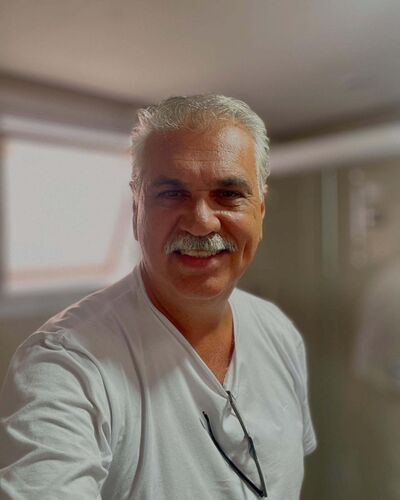  ,   Richard, 63 ,   ,   , c 