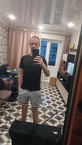  ,   Denis, 33 ,   ,   , c , 