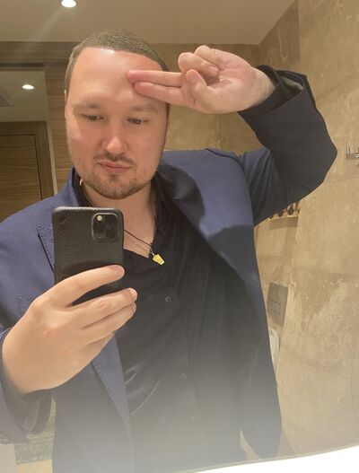  ,   Dr Medury, 39 ,   ,   , c 