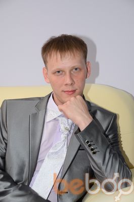  ,   Alex, 34 ,   