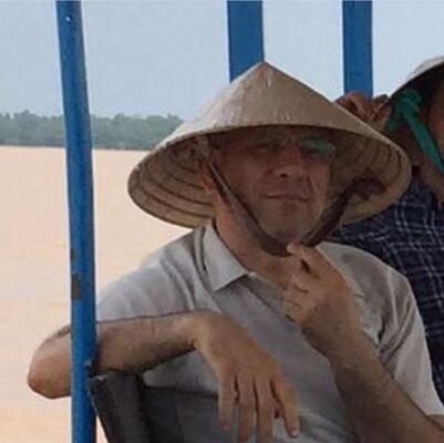  ,   Dr AA, 47 ,   ,   , c 