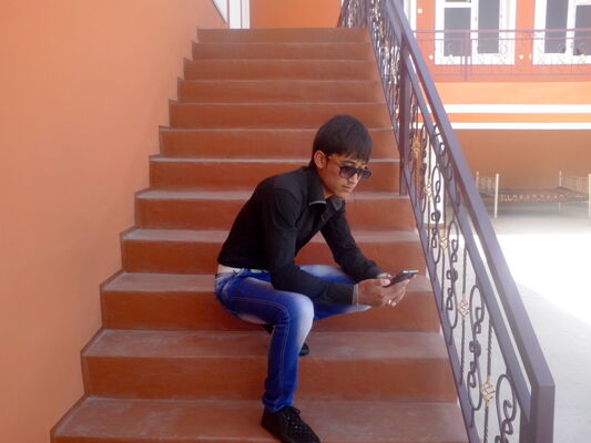  ,   Ilhom, 31 ,   