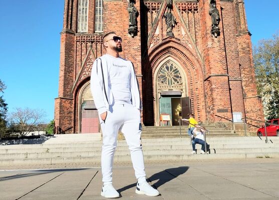  ,   Nedyalko, 31 ,   ,   