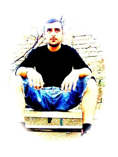  ,   Artur, 39 ,   