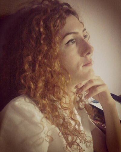 ,   Nini, 34 ,  