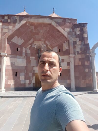  ,   Garik, 45 ,   ,   