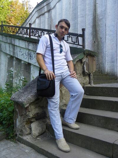  ,   Ayron, 40 ,   ,   , c 