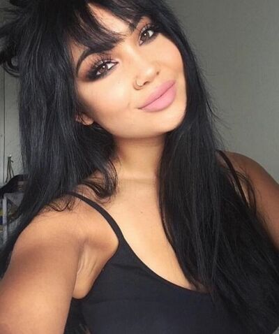  ,   Nika, 24 ,   ,   