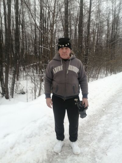  ,   Yuriy, 67 ,   c 