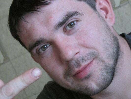  ,   Maxim, 35 ,   ,   , c 