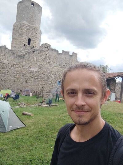  --,   Martin, 31 ,   ,   , c 