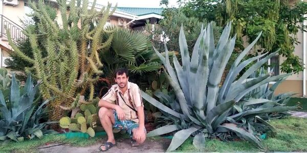  ,   Andrei, 47 ,     , c 