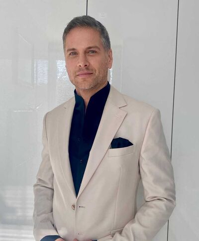  ,   Kevin, 57 ,     , c , 