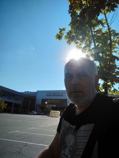  ,   Anjey, 62 ,   , 