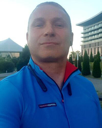  ,   Valery, 43 ,   ,   , c 