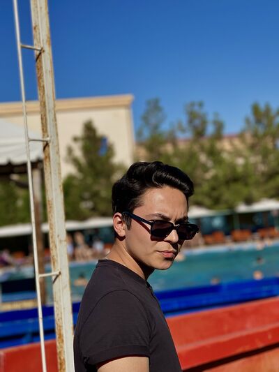  ,   Demir, 25 ,   ,   