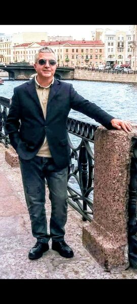  ,   Garry, 48 ,  