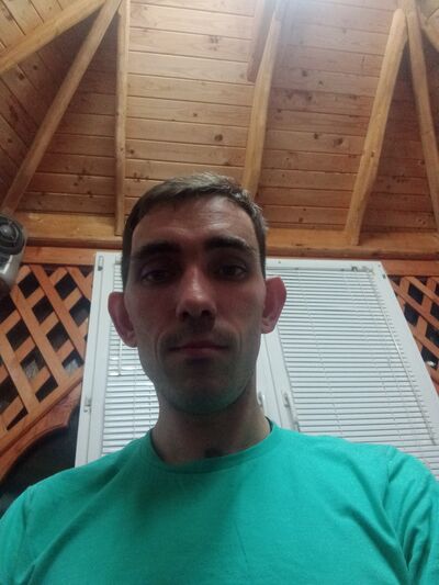  ,   Denis, 31 ,   ,   