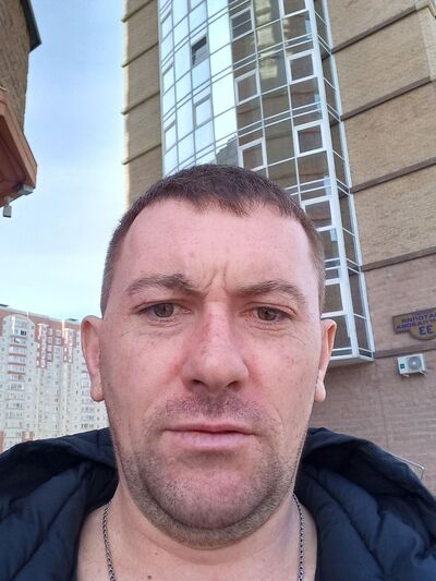  ,   Vadim, 38 ,   ,   
