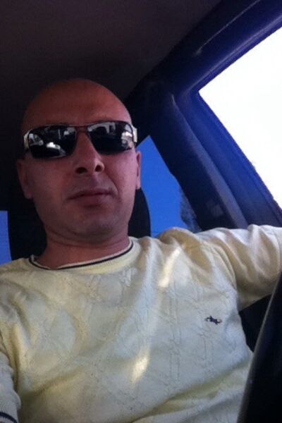  ,   Sargis, 46 ,   