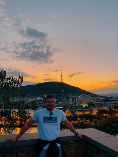  ,   George, 33 ,   ,   