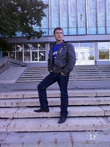  52636385  Denis, 38 ,    
