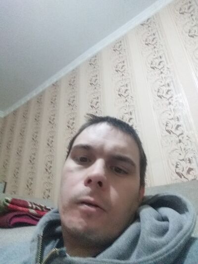  ,   Artur, 29 ,     , c , 
