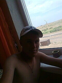  ,   Artem, 38 ,   ,   , c 