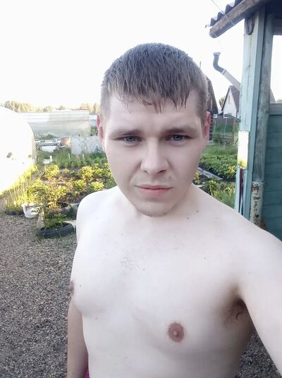   ,   Maxim, 32 ,   ,   